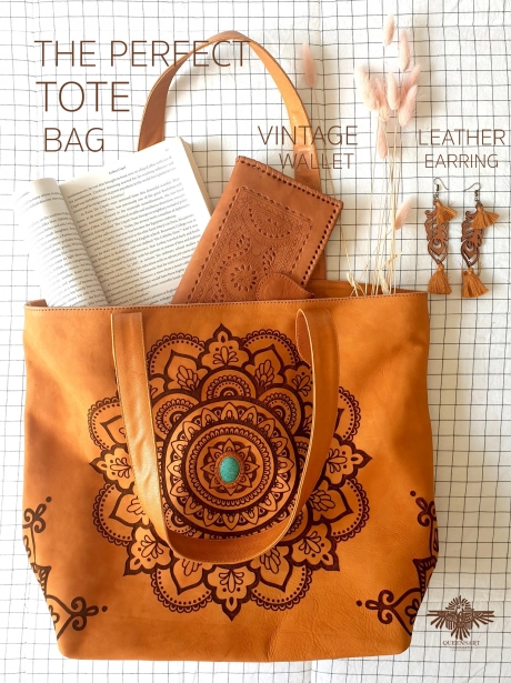 Hand bag / cross body bag Melia Mandala Engrave Tote Bag  1 tote_mandala_queen_layout