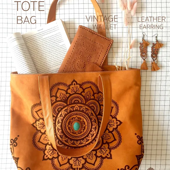 Hand bag / cross body bag Melia Mandala Engrave Tote Bag  1 tote_mandala_queen_layout